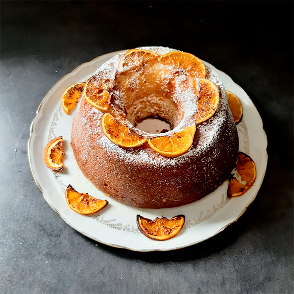 Bolo humido de laranja