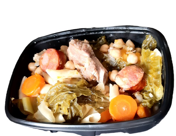 Cozido a portuguesa com grao e macaroni